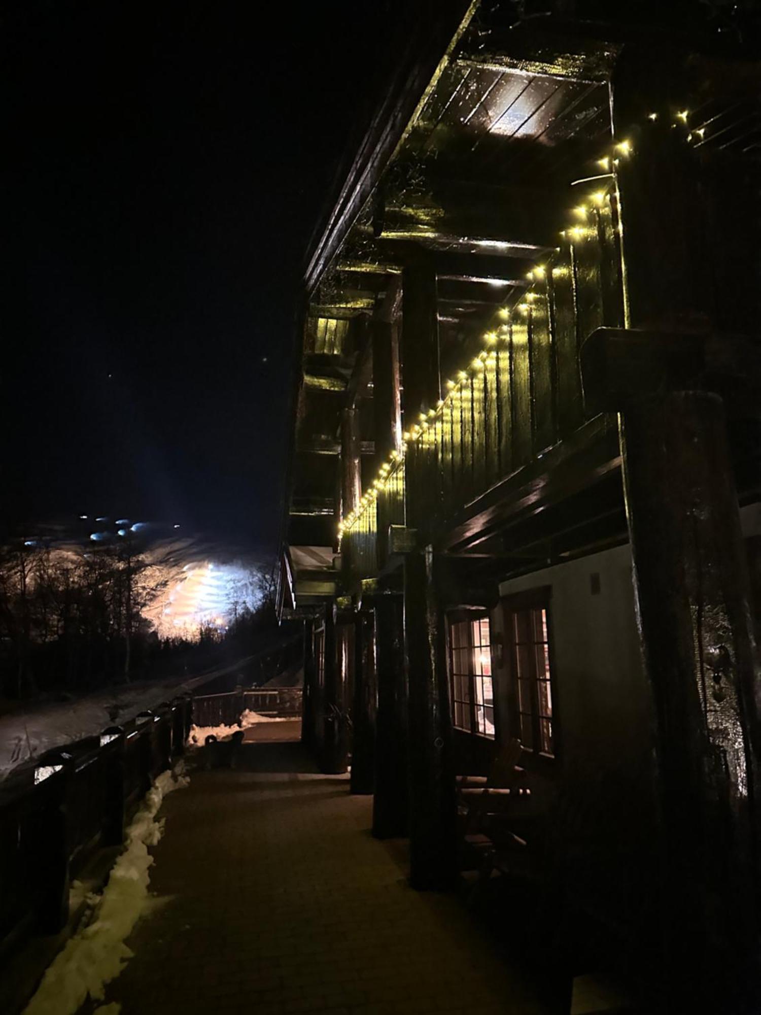 Roalden Mountain Lodge Stranda  Eksteriør bilde